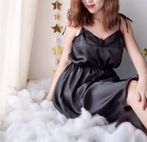 Đầm Ren Ngực